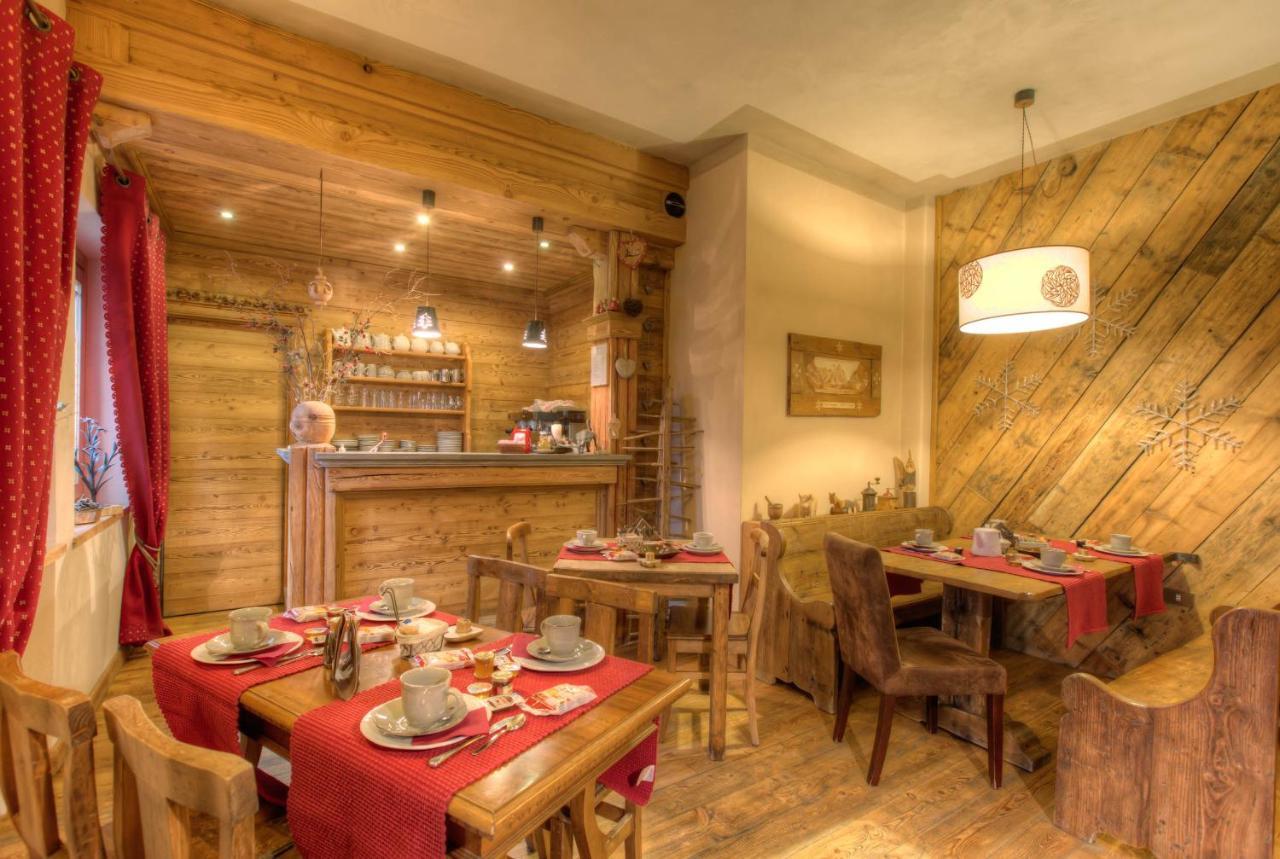 B&B Residence Checrouit Courmayeur Bagian luar foto